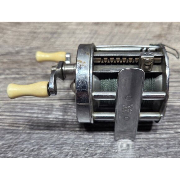Vintage Lure Stop LW-ABL Level Wind Baitcasting Fishing Reel - Working Condition - Picture 9 of 10